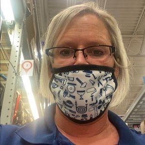 Meet your Posher, Vickie